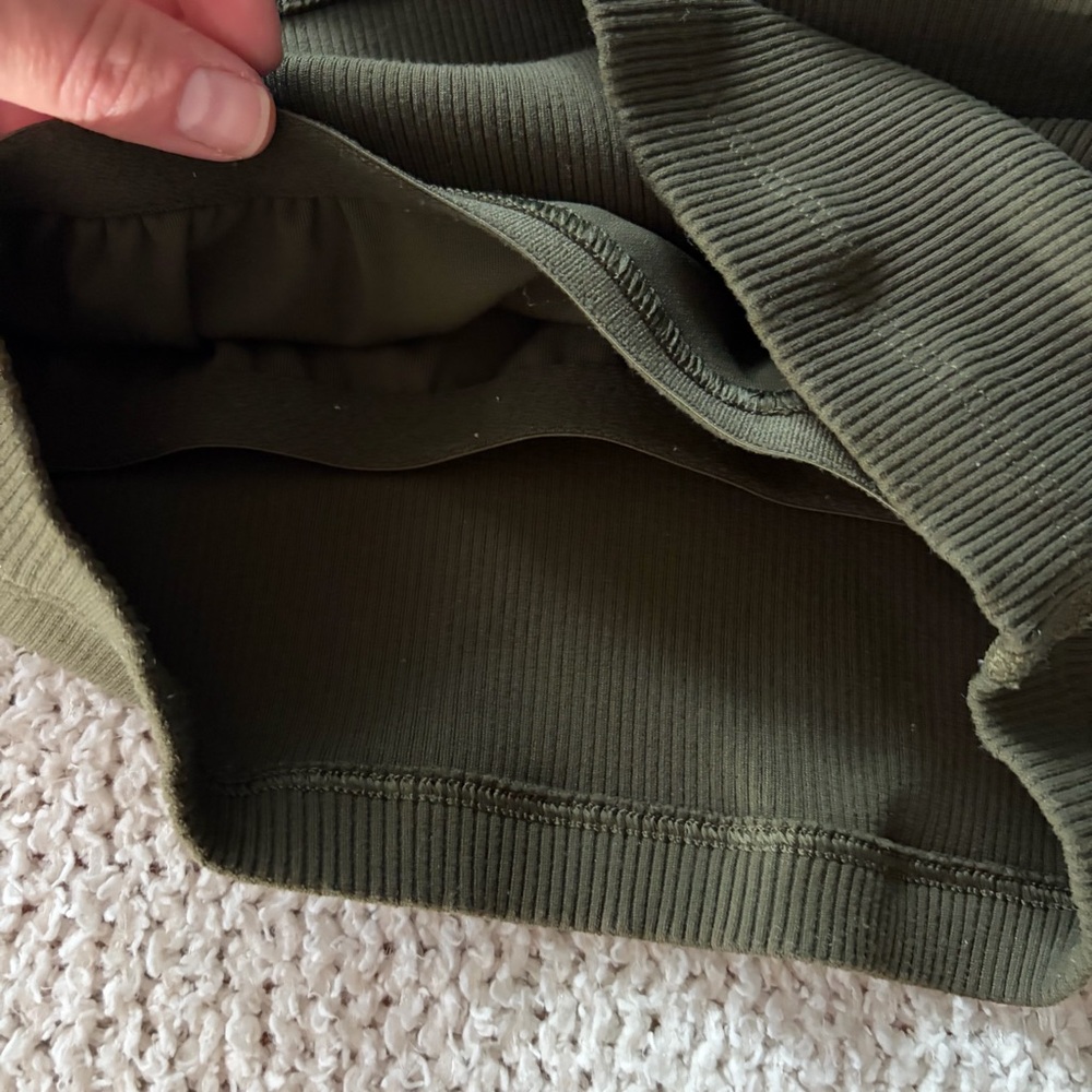 olive green ribbed crop top offline aerie - Picture 3 of 4
